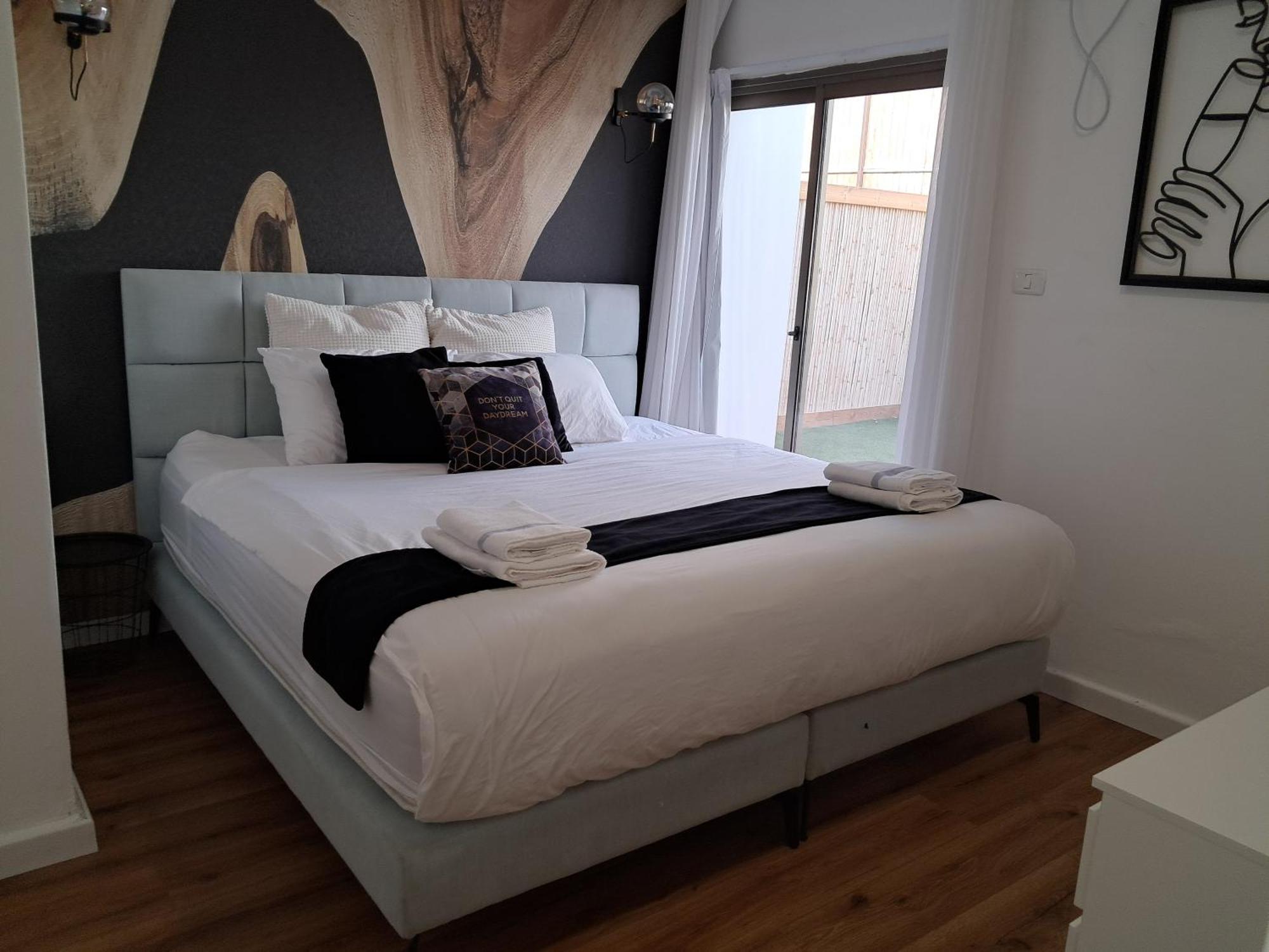 אילת Yalarent Afarsemon Apartments With Pool - For Families & Couples מראה חיצוני תמונה