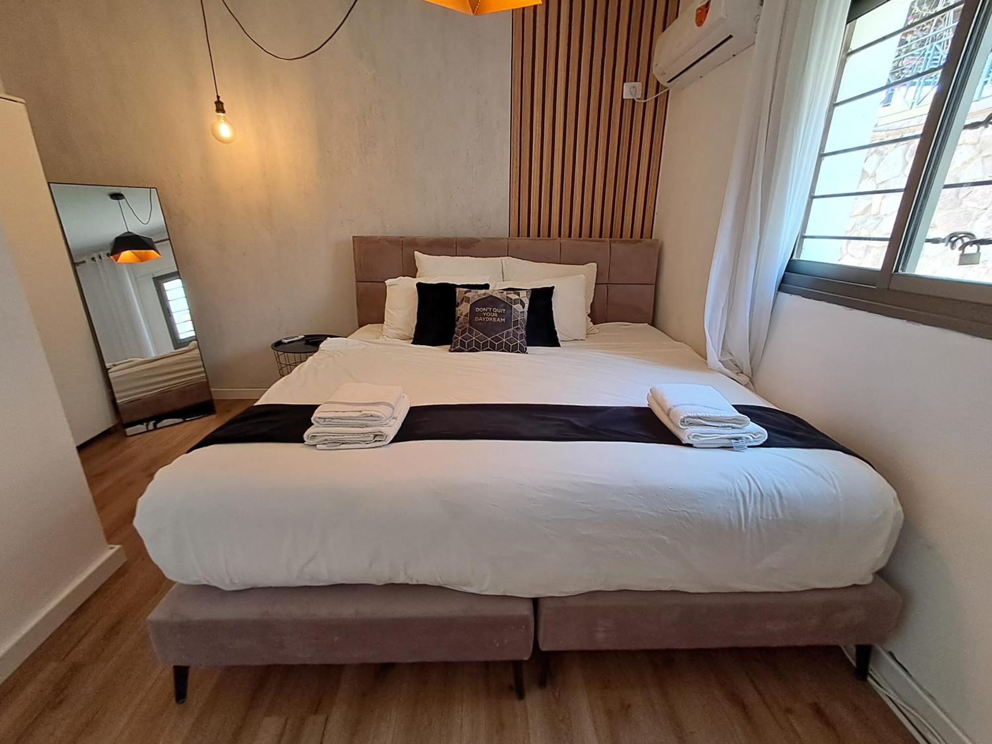 אילת Yalarent Afarsemon Apartments With Pool - For Families & Couples מראה חיצוני תמונה